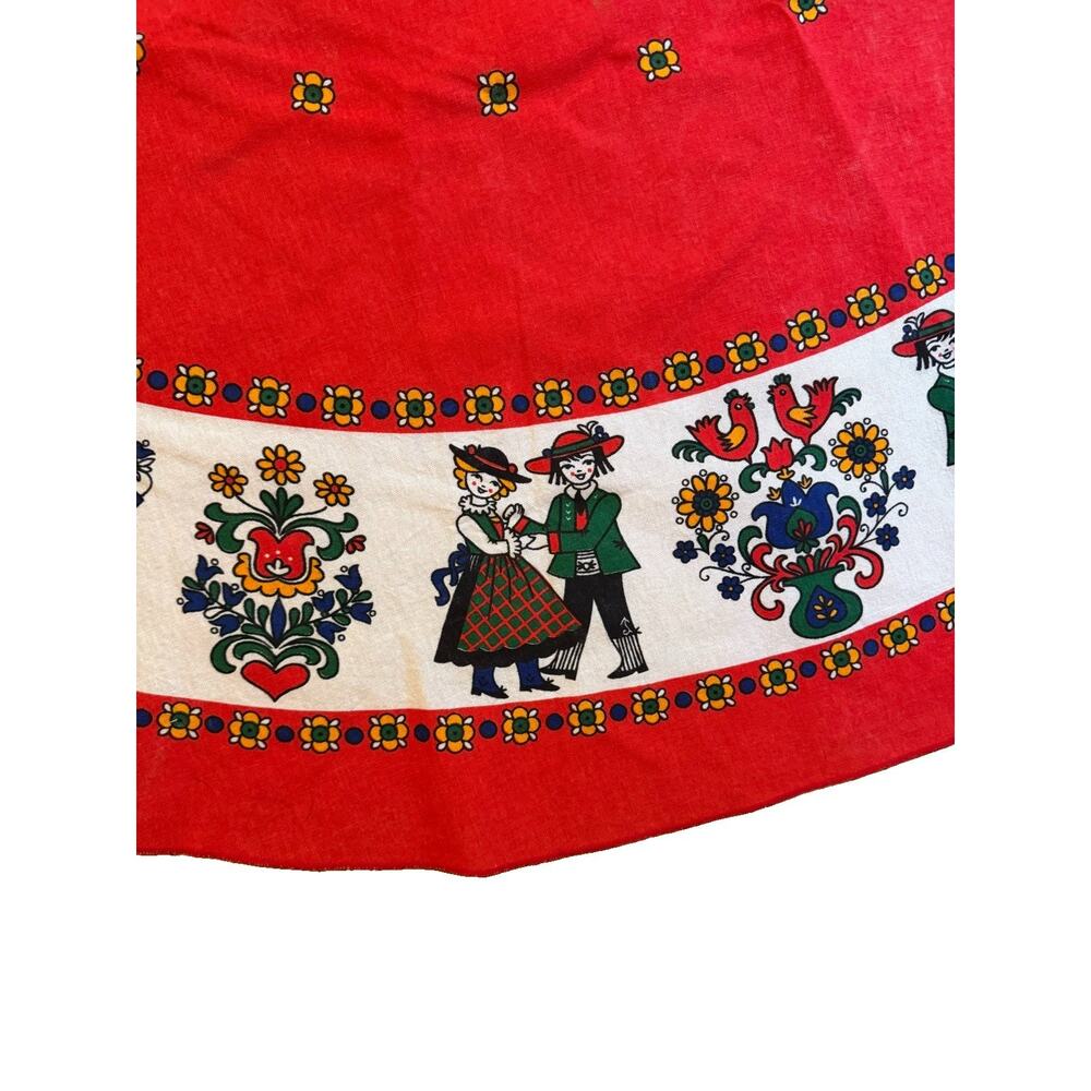 Vintage Austrian Folk Art Round Tablecloth 62” Red Floral DELLA TORRE 3757/20 - Picture 14 of 16
